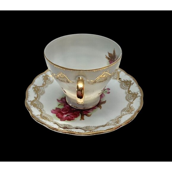 Royal Crown Vintage Floral Tea Cup & Saucer Set - Hand-Painted Porcelain With Go - Picture 3 of 5
